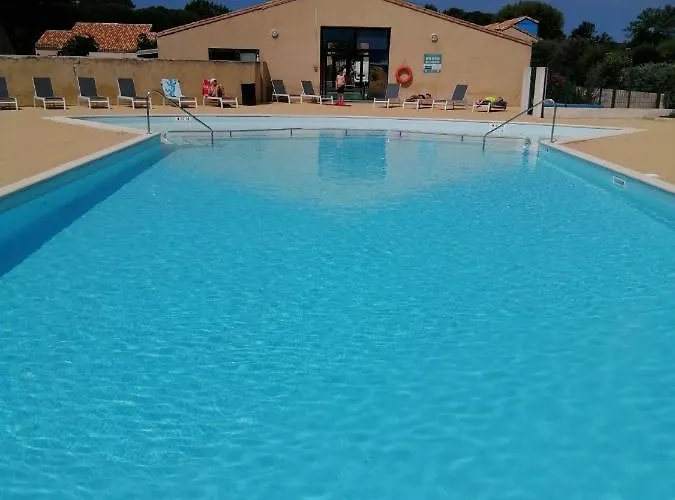 אתר קמפינג Mobil Dans Parc Residentiel Loisirs *